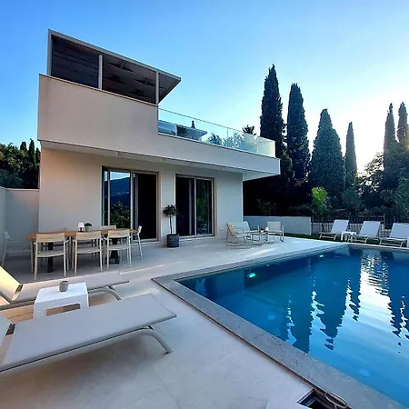 Harmony Luxury Willa Ýpsos