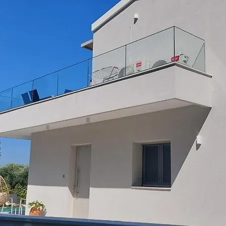 Harmony Luxury
