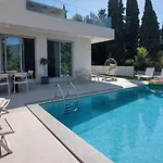Villa Harmony Luxury *